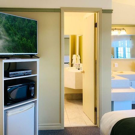 Motel La Cheminee Saint-Jerome Bagian luar foto